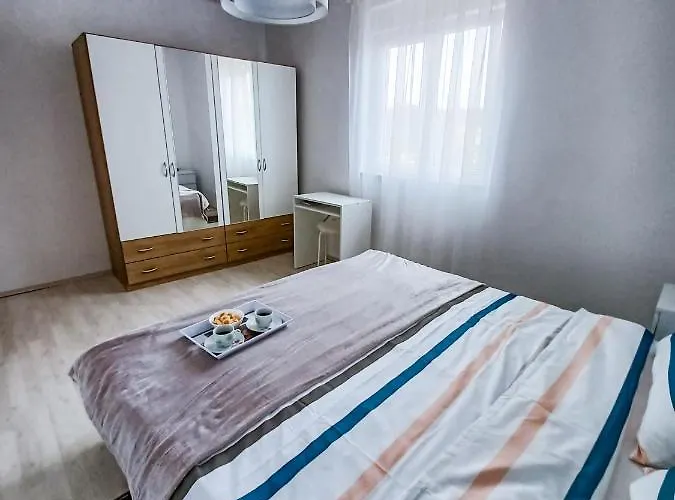 Apartament Sidro & Jedro, *